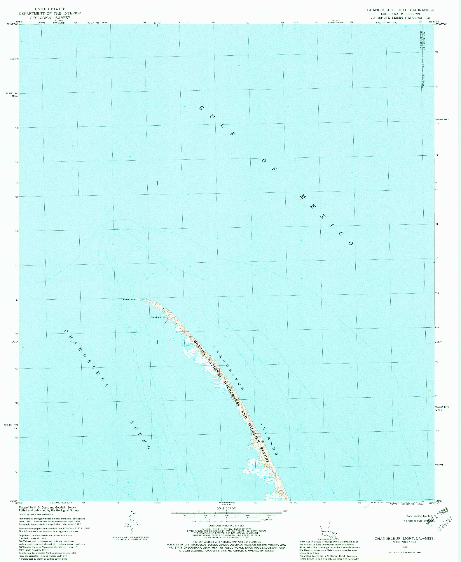 USGS 1:24000-SCALE QUADRANGLE FOR CHANDELEUR LIGHT, LA 1982